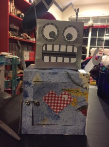 Loni’s adorable love robot turned out great!